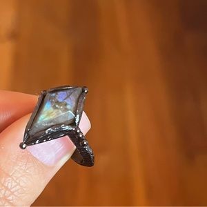 Green-grey stone diamond-shaped ring